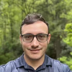 Headshot of Andrew Woodruff